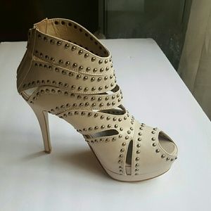C.Label studded plat form heels Size-10